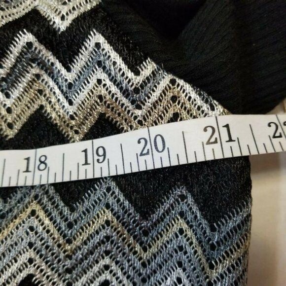 Chico's‎ Size 2(12) Knit Metallic Zigzag Blazer - Picture 5 of 9